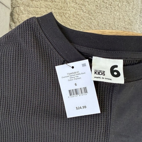 Cotton On Tee - Picture 3 of 5